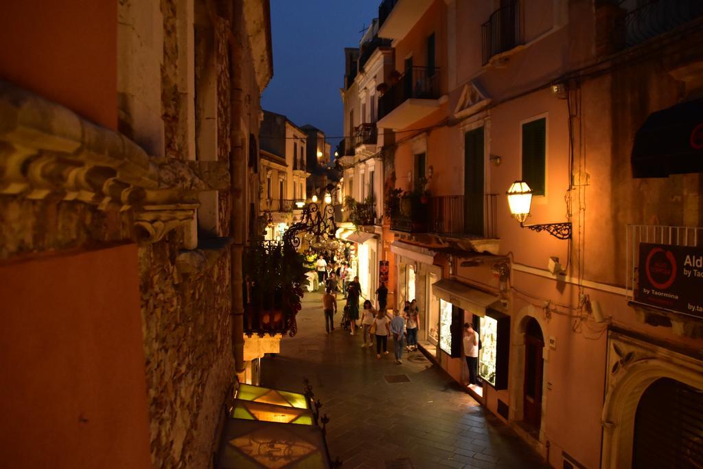 Charming Place Taormina Exterior foto